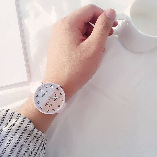 8SEASONS Silicone Multicolor Cute Swim Fish Quartz Wrist Watches Sea Round Plate Watch Trendy Simple Women Jewelry, 1 Piece